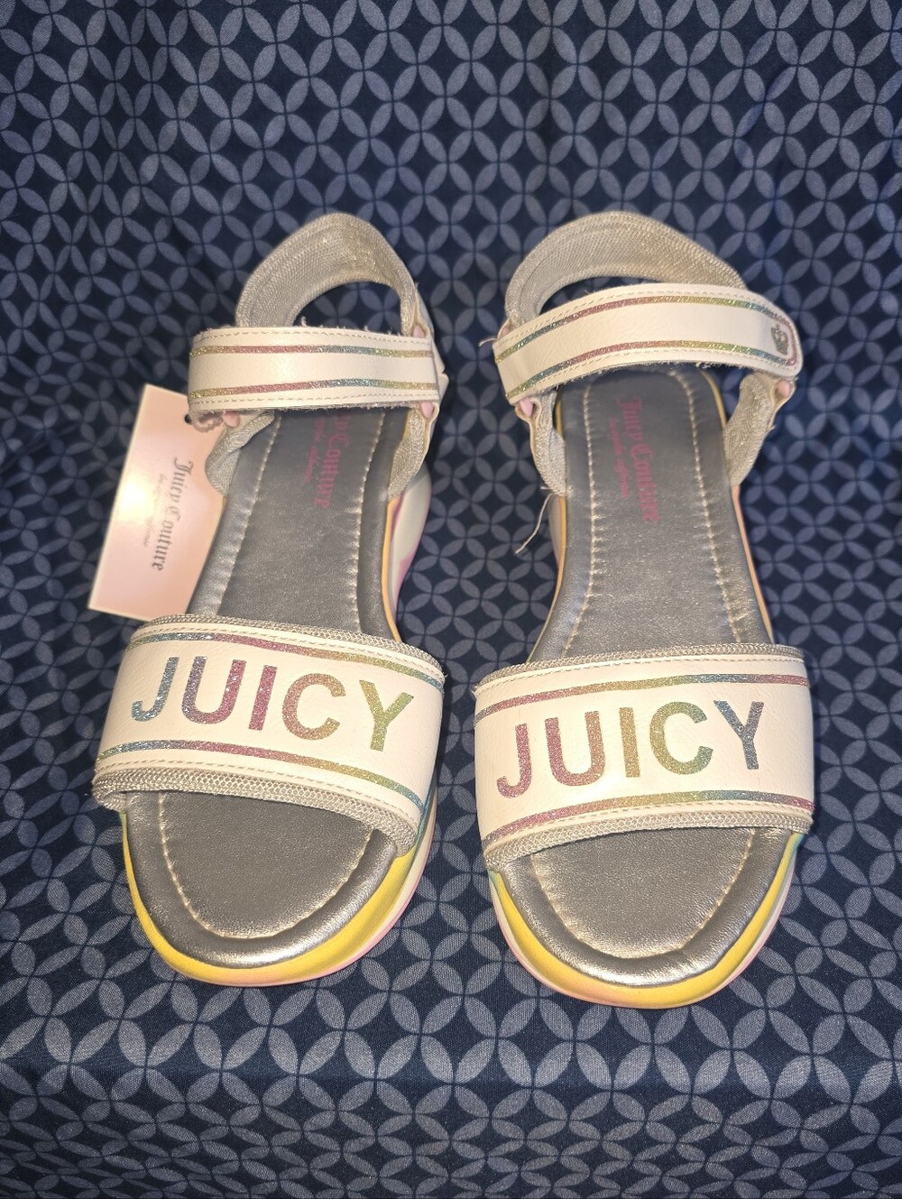 NWT.. Juicy Couture Girls White Sandals with Rainbow JUICY Logo and Trim. Size 5
